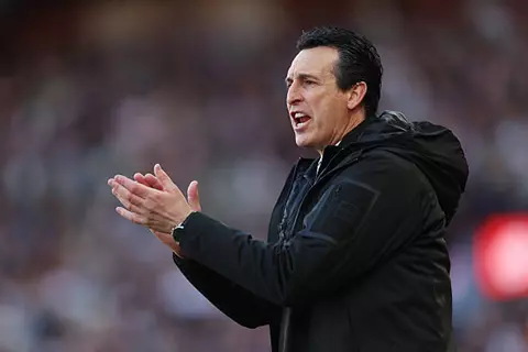 أستون فيلا يحسم مصير أوناي إيمري